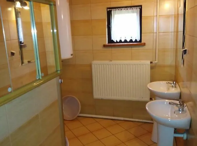 U Piotra Kolo Szczyrku בית נופש Kalna